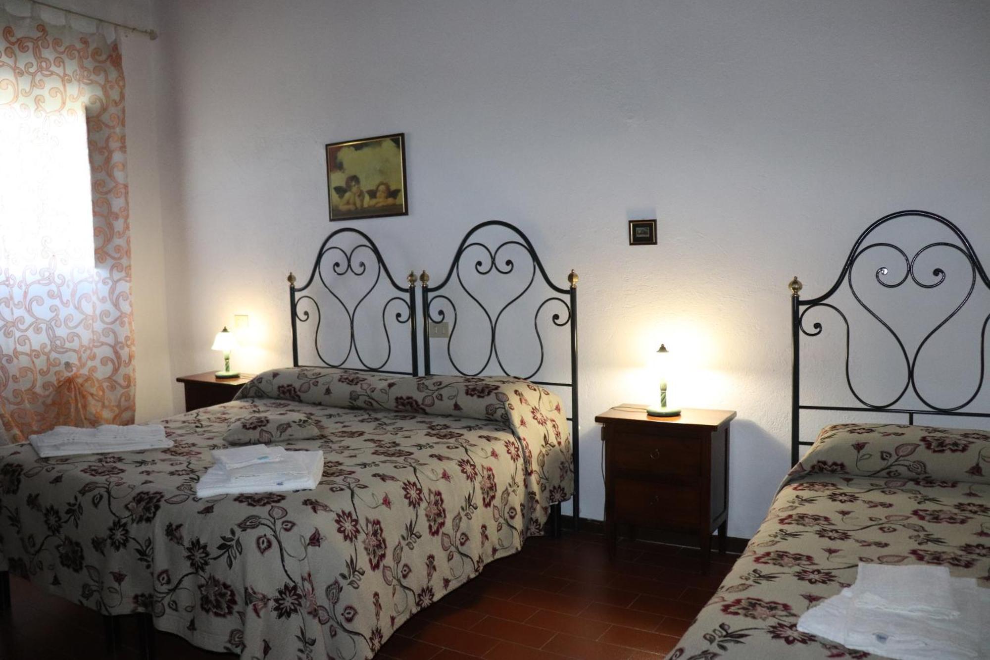 Badia Il Vingone Guest House Citta di Castello Bagian luar foto