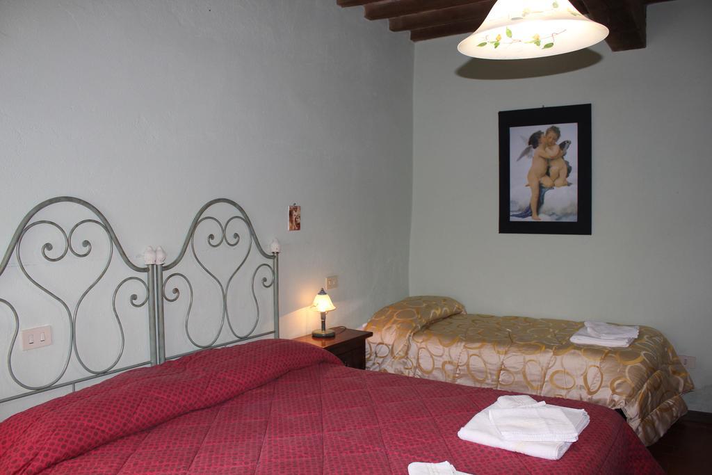 Badia Il Vingone Guest House Citta di Castello Bagian luar foto