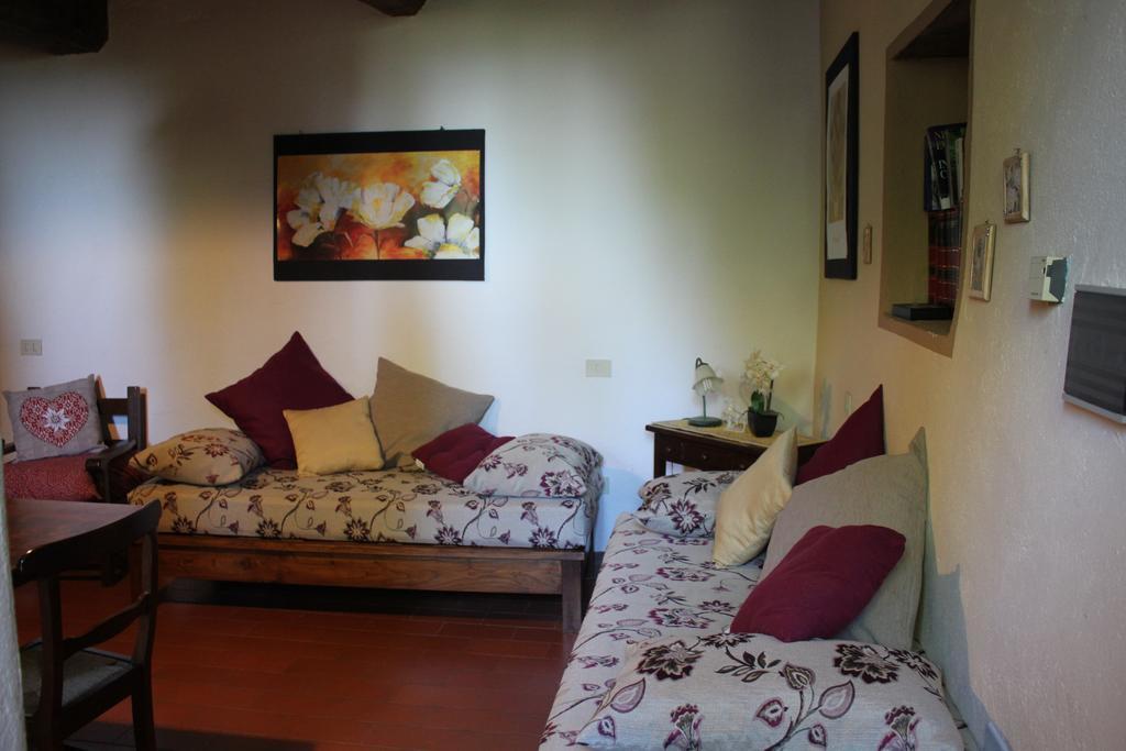 Badia Il Vingone Guest House Citta di Castello Bagian luar foto